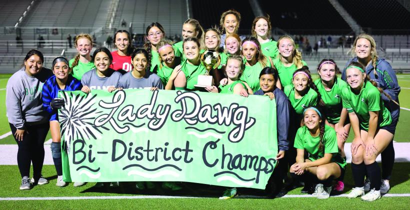 The 2022-23 Lady Bulldog soccer team finished with a 25-3-1 overall record, 12-0 in district. Both of those records were the best in the program’s history.