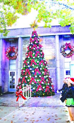 All Aglow: The Lighting of the Square at the Burnet County Courthouse was a well-attended event Nov. 25. Burnet Chamber of Commerce coordinated the event, which included a Shop Small Saturday campaign for local businesses.